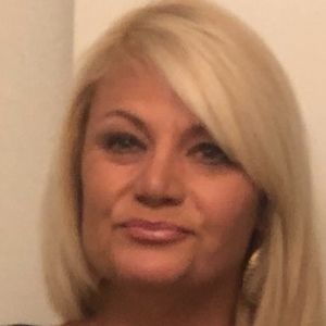 Meet your Posher, Rhonda